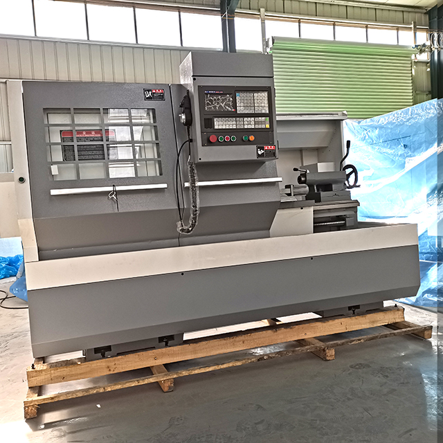 CNC Lathe Machine Center CK6150 Small Metal Turning
