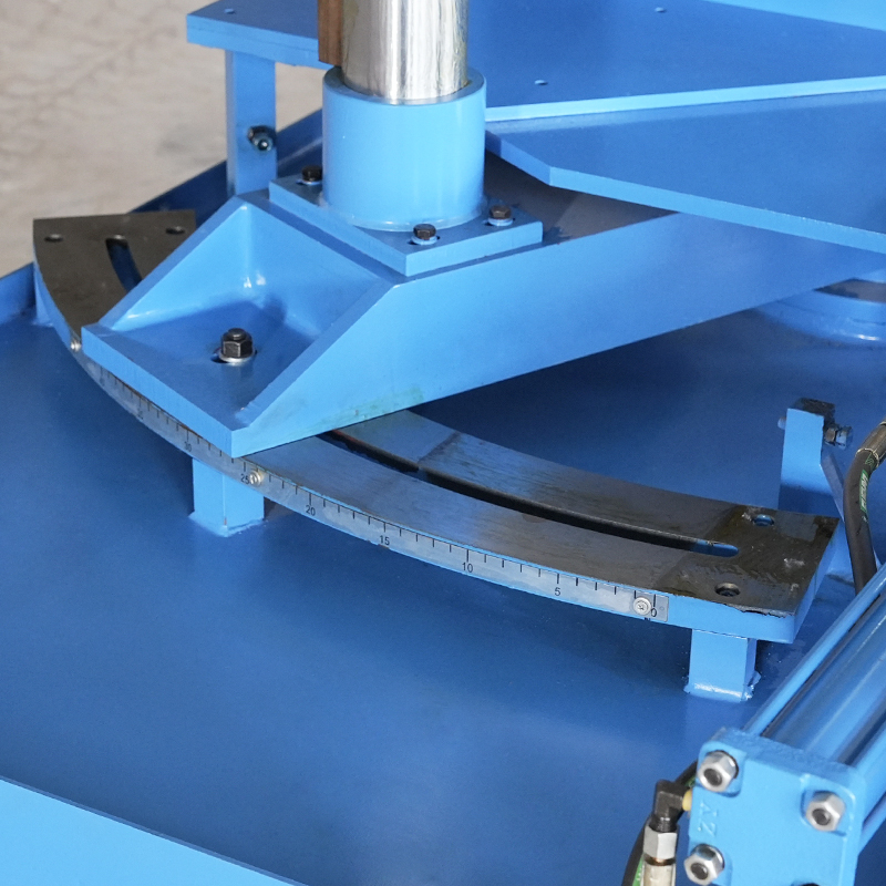 Horizontal Miter Band Saw Machine GZ4250 for Metal Cutting 19.69Inches Cutting Range 0-45 Degrees 5.5Kw Motor