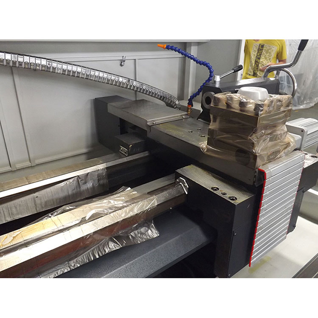 CNC lathe machine CK6140 for metal cutting