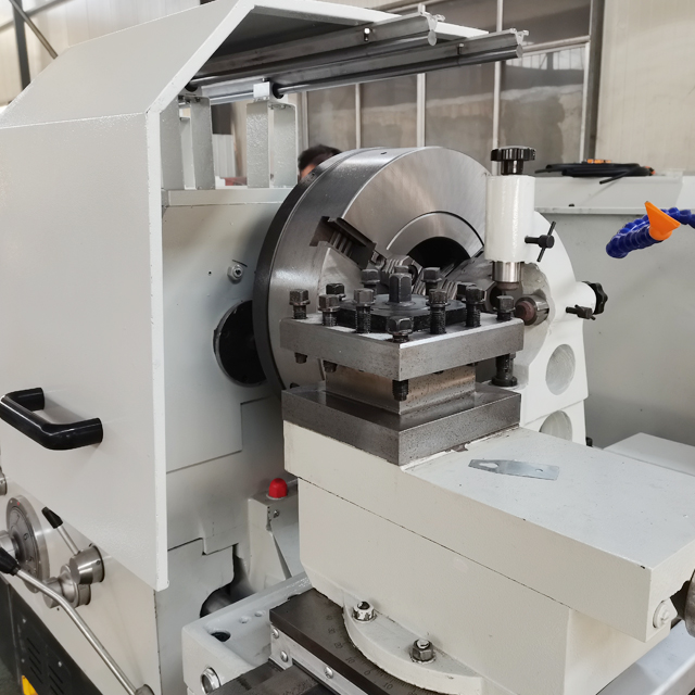 Horizontal lathe CW6180 conventional lathe machine with footbrake system
