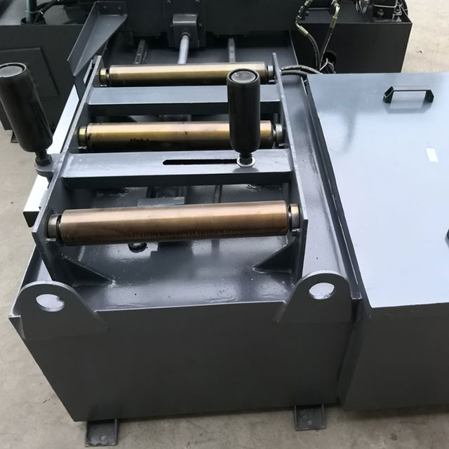 CNC sawing machine GZ4250 fully automatic metal band saw machine for metal cutting