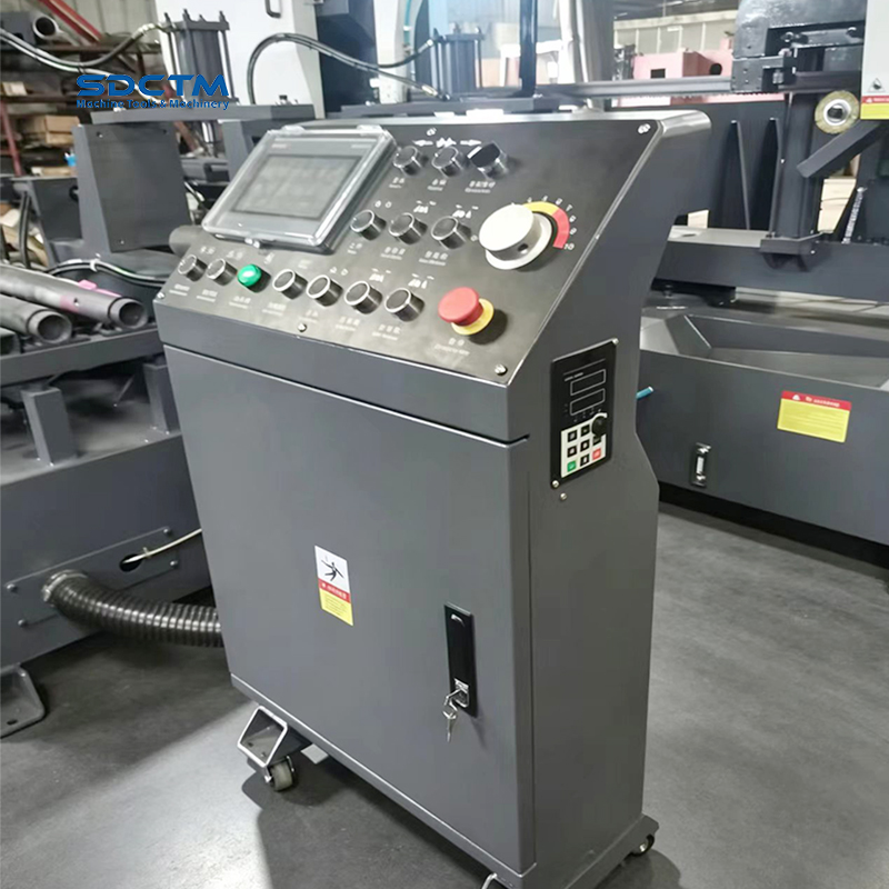45 ° Angle Fully Automatic Metal Band Saw Machine Used for Sawing Round Steel And Square Steel GSK4260Z