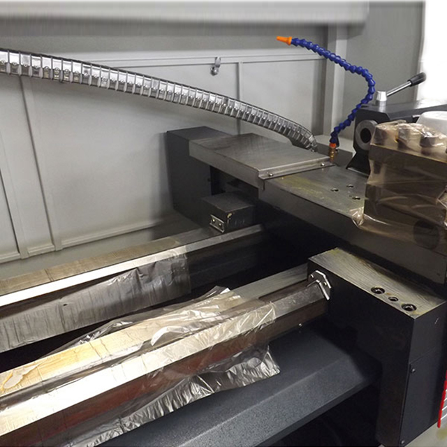 CNC horizontal lathe machine ck6136 cnc lathe machine prices