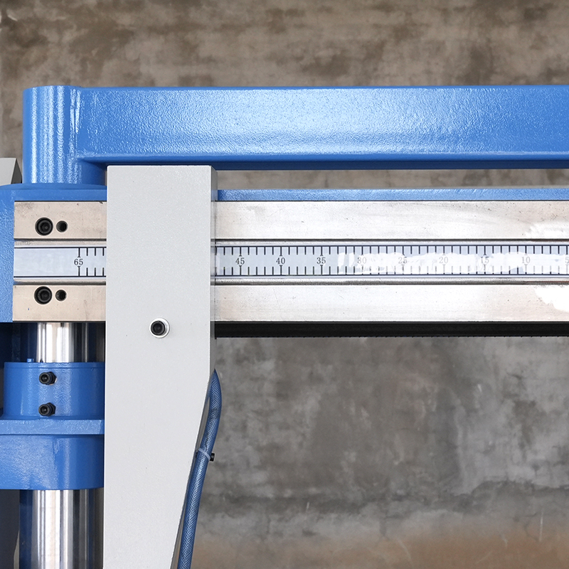 GB4250 500mm Industrial Bandsaw Machine Hydraulic Tension Semi-Automatic Horizontal Cutting Saw for Metal
