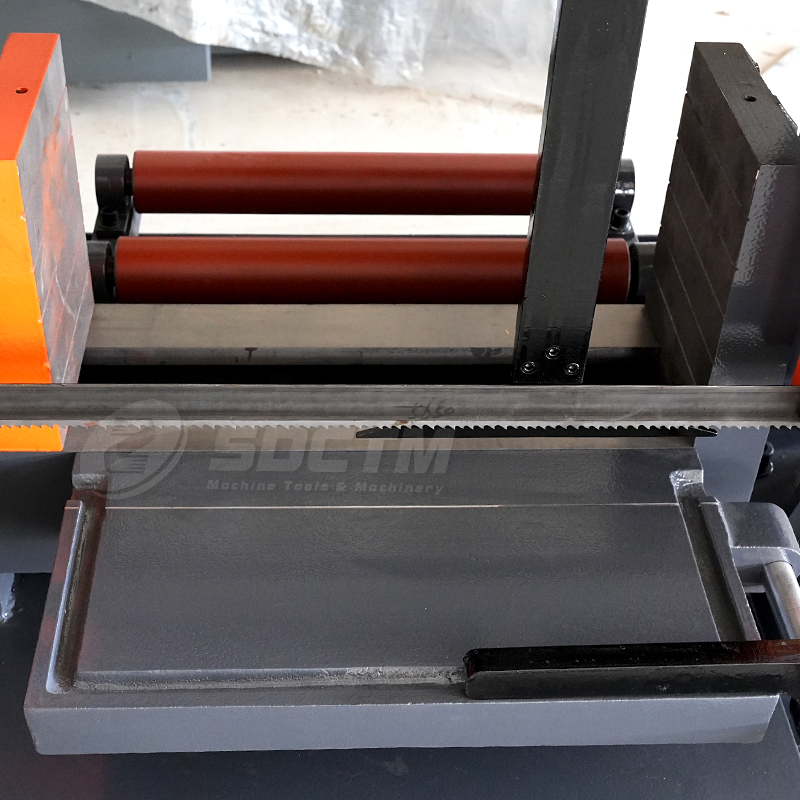 GB4250 High Precision Metal Cutting Band Saw Manual Horizontal Bandsaw Machine for Steel and Aluminum Industrial Sawing Machine