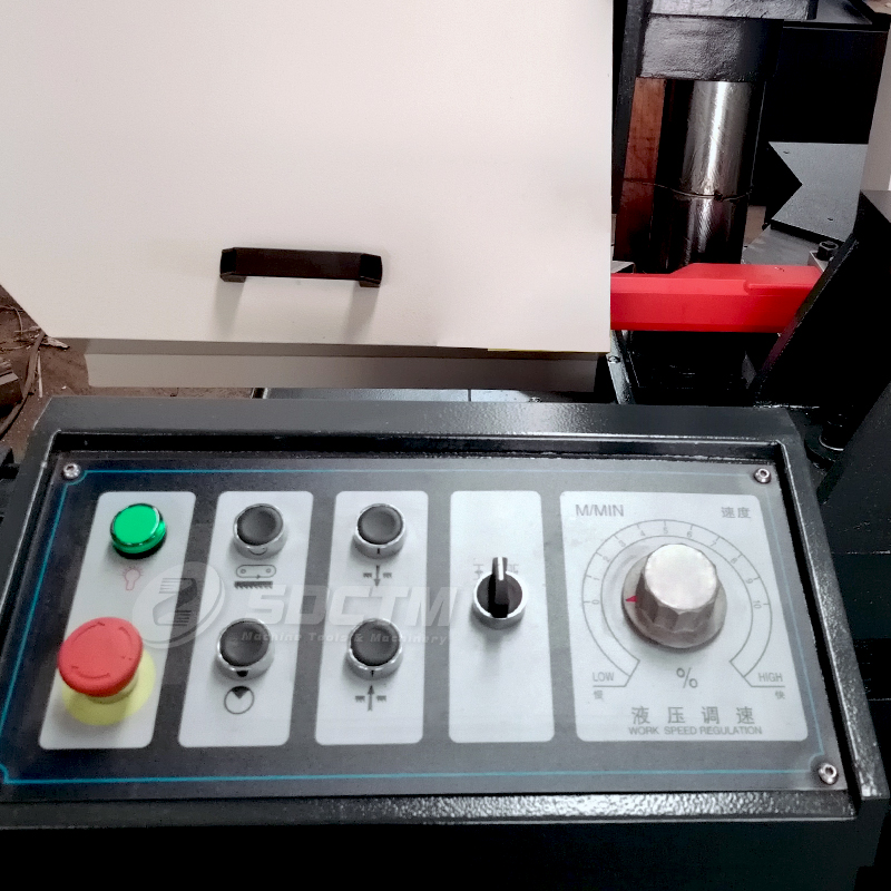 Metal Band Saw Machine GZ4240 Hydraulic Feeding Miter Cut Swivel Head Manual Tension Metal Cut Saw