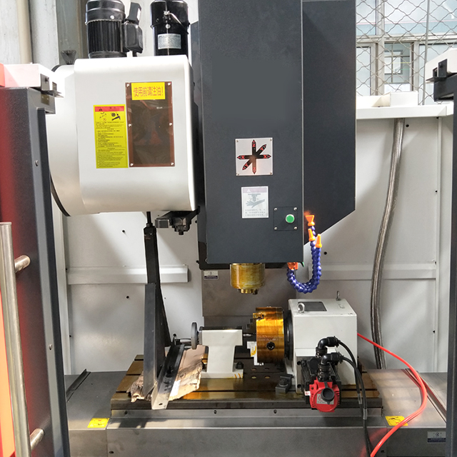 cnc milling machine VMC650 Mini cnc machining center for metal