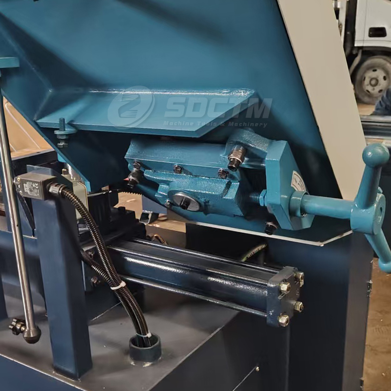 Double Column Band Saw GB4230 Semi-Automatic Metal Cutting Band Saw Horizontal Band Sawing Machine