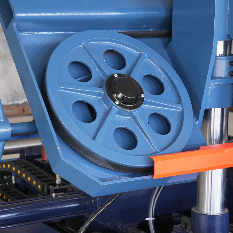 GSK4230 High Precision Automatic Horizontal Metal Cutting Band Saw Machine for Steel and Aluminum Industrial Saw Machine