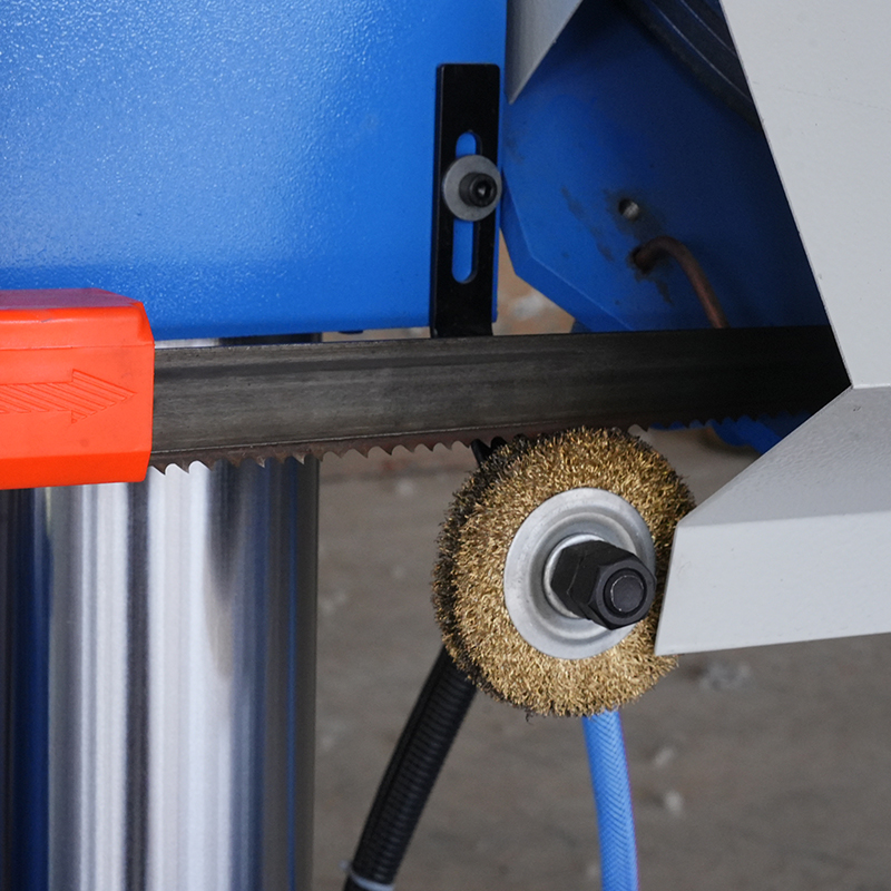 Automatic Metal Band Saw for Industrial Metalworking GSK4250 19.7 Inch 500mm Cut Range 5.5kw