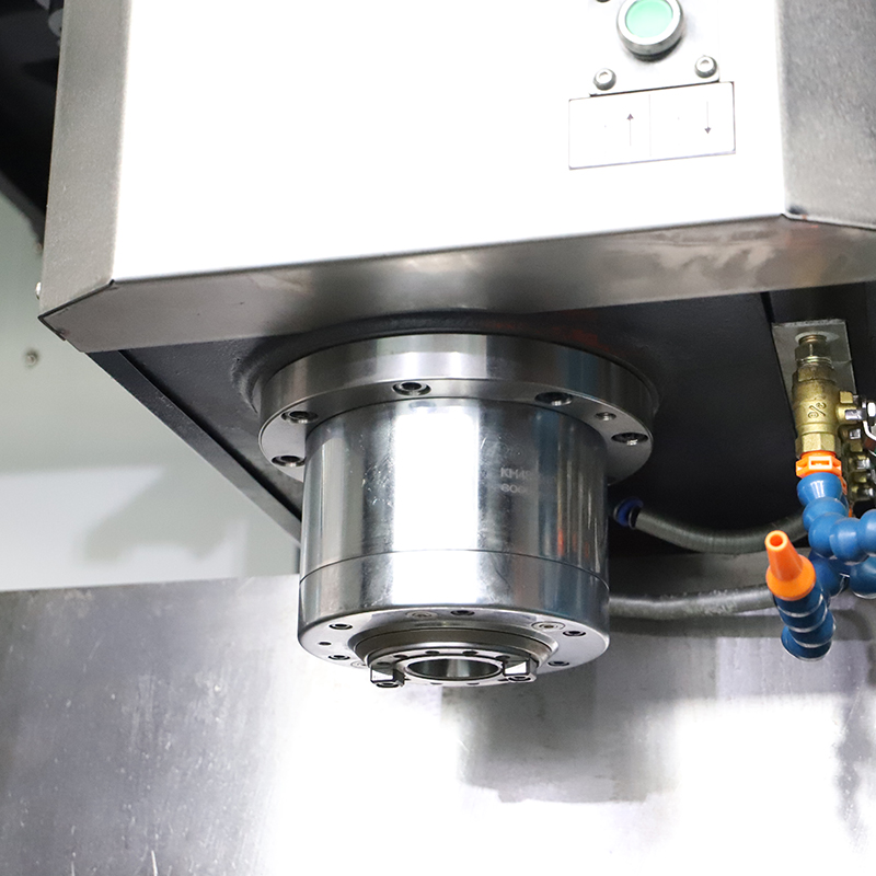 VMC850 Vertical Machining Center - BT40 Spindle & 24-Tool Magazine